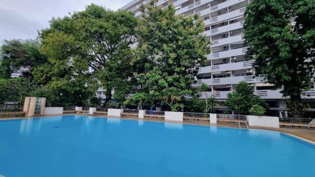 Yensabai Condotel 250 Metres To Walking Street Pattaya Exterior foto