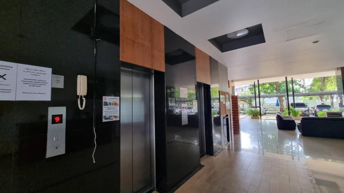 Yensabai Condotel 250 Metres To Walking Street Pattaya Exterior foto